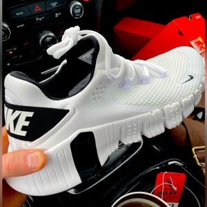 Nike Metcon Free 4 Size 11 Mens BNIB